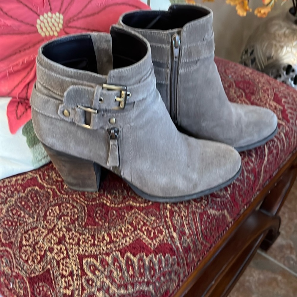 Guess booties